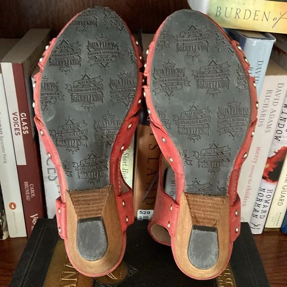 John Fluevog Shoes Low Rule Joni Sandal in Red with Purple Laces Women's Size 7 - Picture 9 of 14